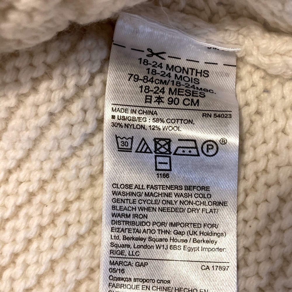 Baby GAP CABLE KNIT CARDIGAN - Size 18-24 months - Picture 3 of 6